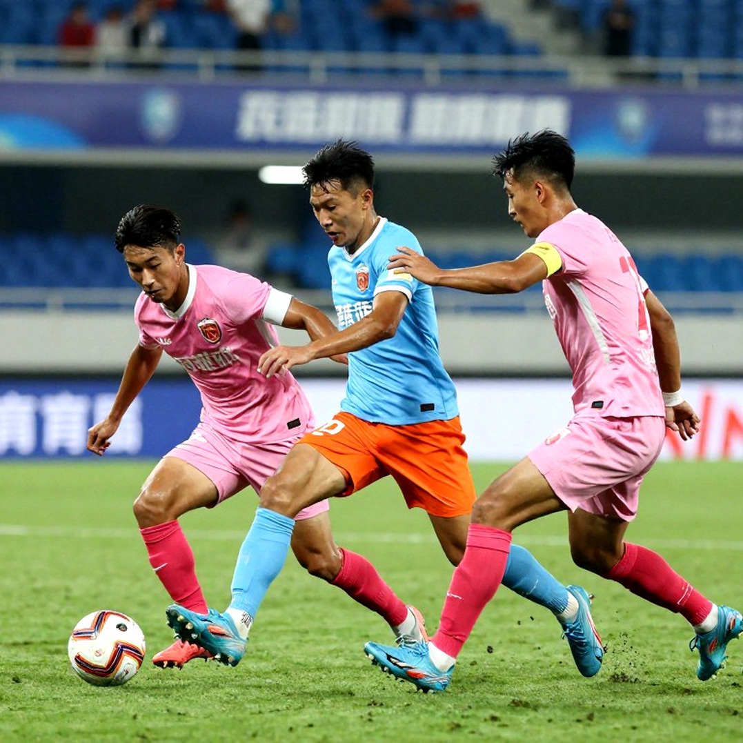 David Shrem: the 1.94m triple-nationality goalkeeper called up to Mexico U-23 as an injury replacement David Shrem: the 1.94m triple-nationality goalkeeper called up to Mexico U-23 as an injury replacement