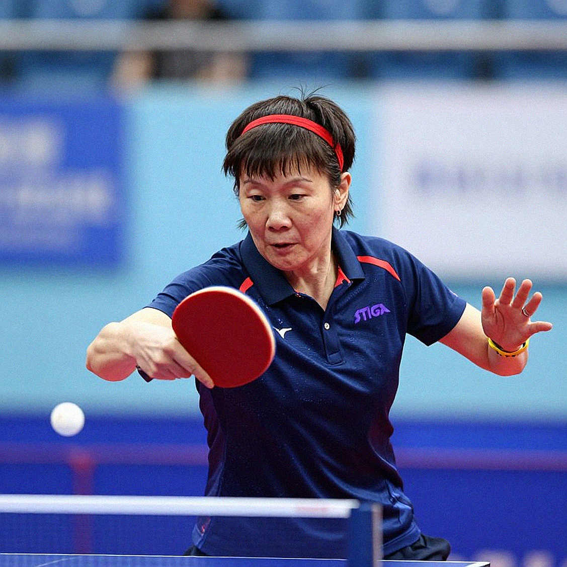 Bernadette Szocs và dòng trống ở Ljubljana: Nhịp ra quyết định của một tay vợt kỳ cựu Bernadette Szocs và dòng trống ở Ljubljana: Nhịp ra quyết định của một tay vợt kỳ cựu