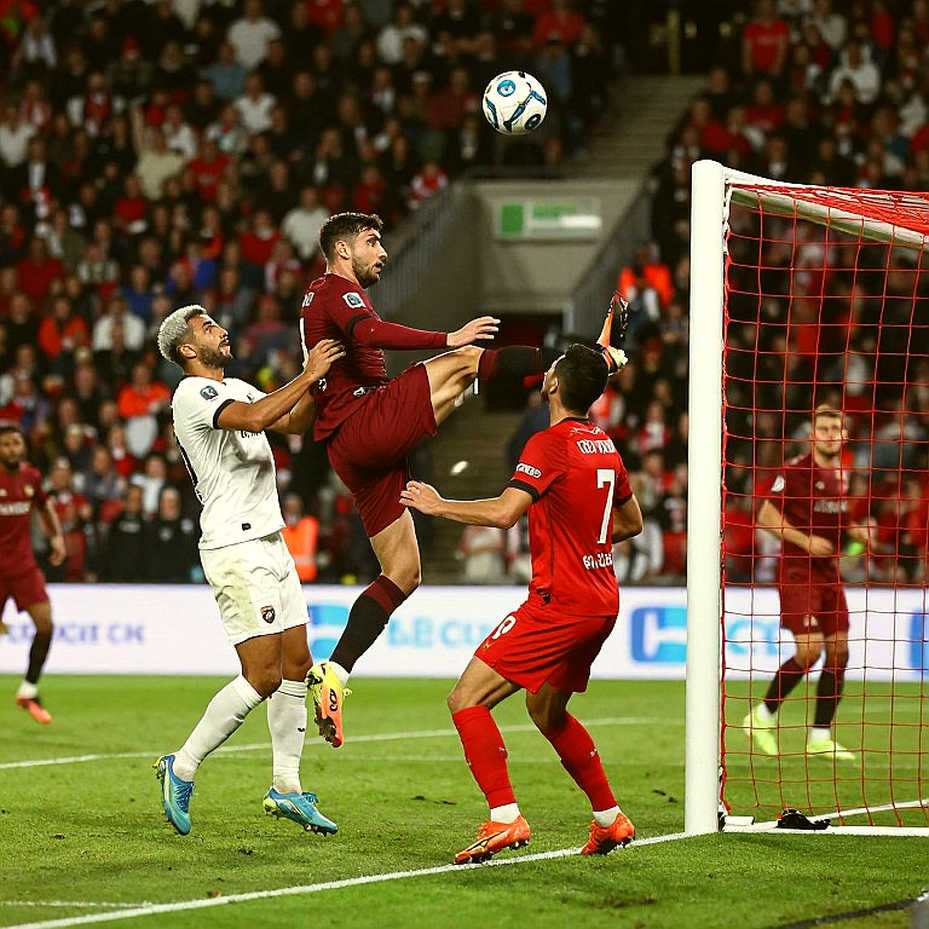 The Old King and the Heir: 41-Year-Old Ronaldo Faces Haaland in Oslo The Old King and the Heir: 41-Year-Old Ronaldo Faces Haaland in Oslo