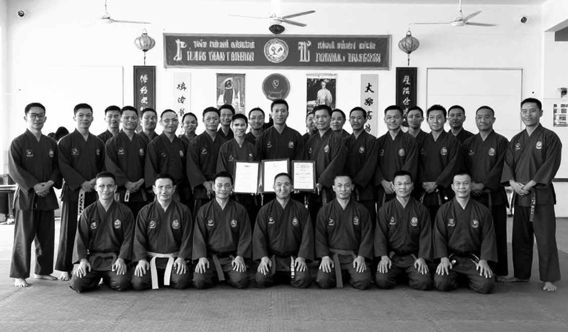 UFC: Allen siết cổ Duncan ở hiệp năm — bảng điểm chỉ nghiêng vì một điểm trừ
