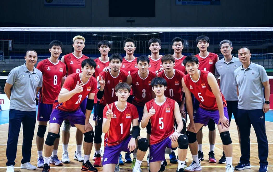 Vietnam Women's Volleyball: A Year of Reading Itself Again Vietnam Women's Volleyball: A Year of Reading Itself Again