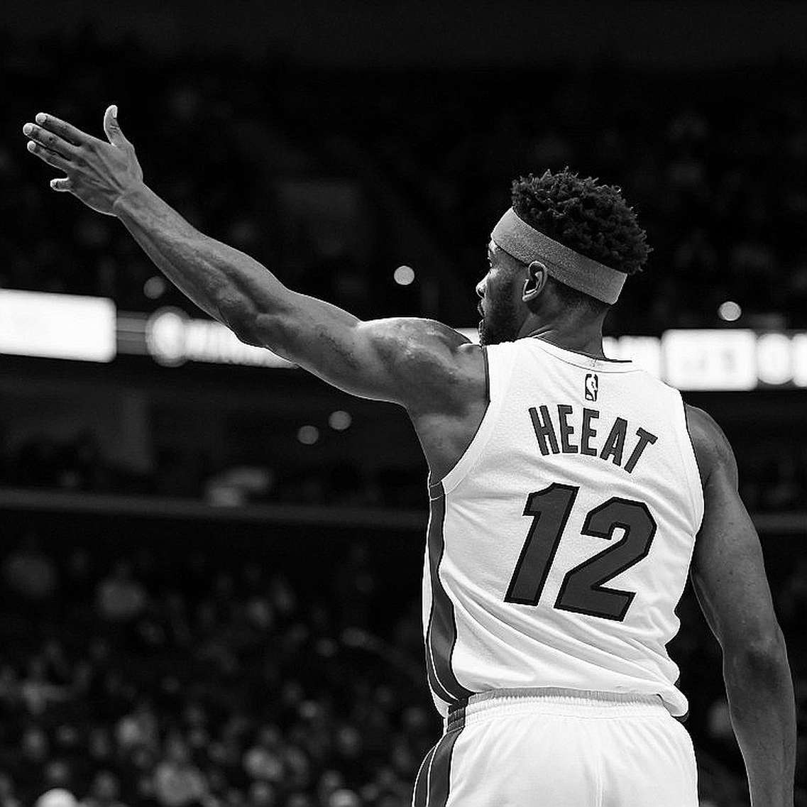 Bản ghi rỗng và vết sẹo dữ liệu: điều hệ thống theo dõi NBA không nói ra