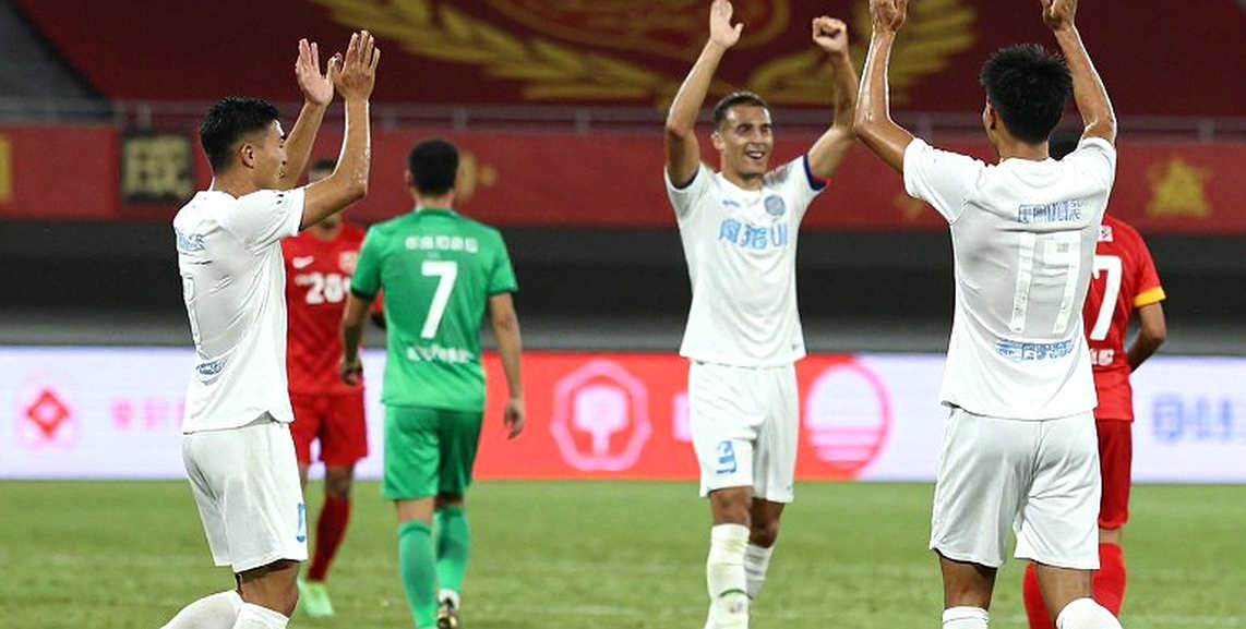 Vietnam beat Pakistan 4-2: Dinh Bac shines from the bench, defence still exposed Vietnam beat Pakistan 4-2: Dinh Bac shines from the bench, defence still exposed
