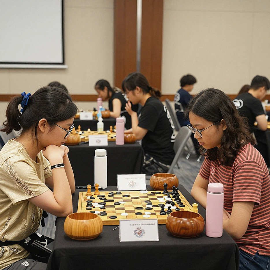 Carlsen: AI cho thấy con người không xuất sắc đến thế